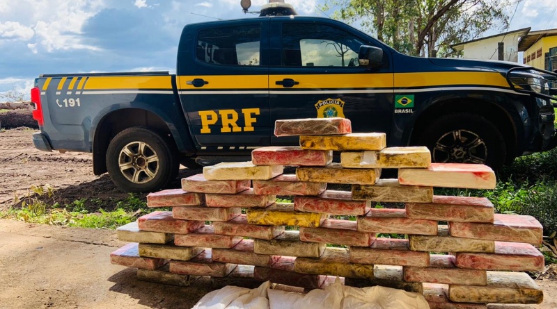 Mais de 40 kg de cocaína são encontrados pela PRF; Veja