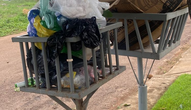 Falta de coleta de lixo gera transtornos a população em Sinop 10